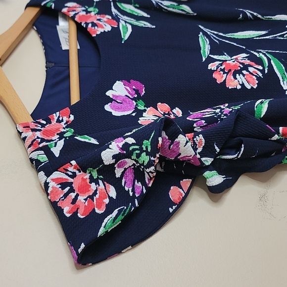 NWT Eliza J | Dark Navy Floral Dress with Flutter Sleeves Size 8 - Picture 5 of 6